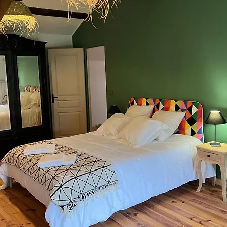 Maison Chaleureuse Avec * Lesperon (Landes)