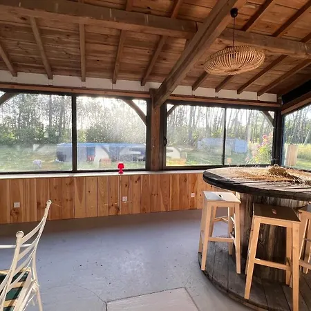 Maison Chaleureuse Avec Villa *